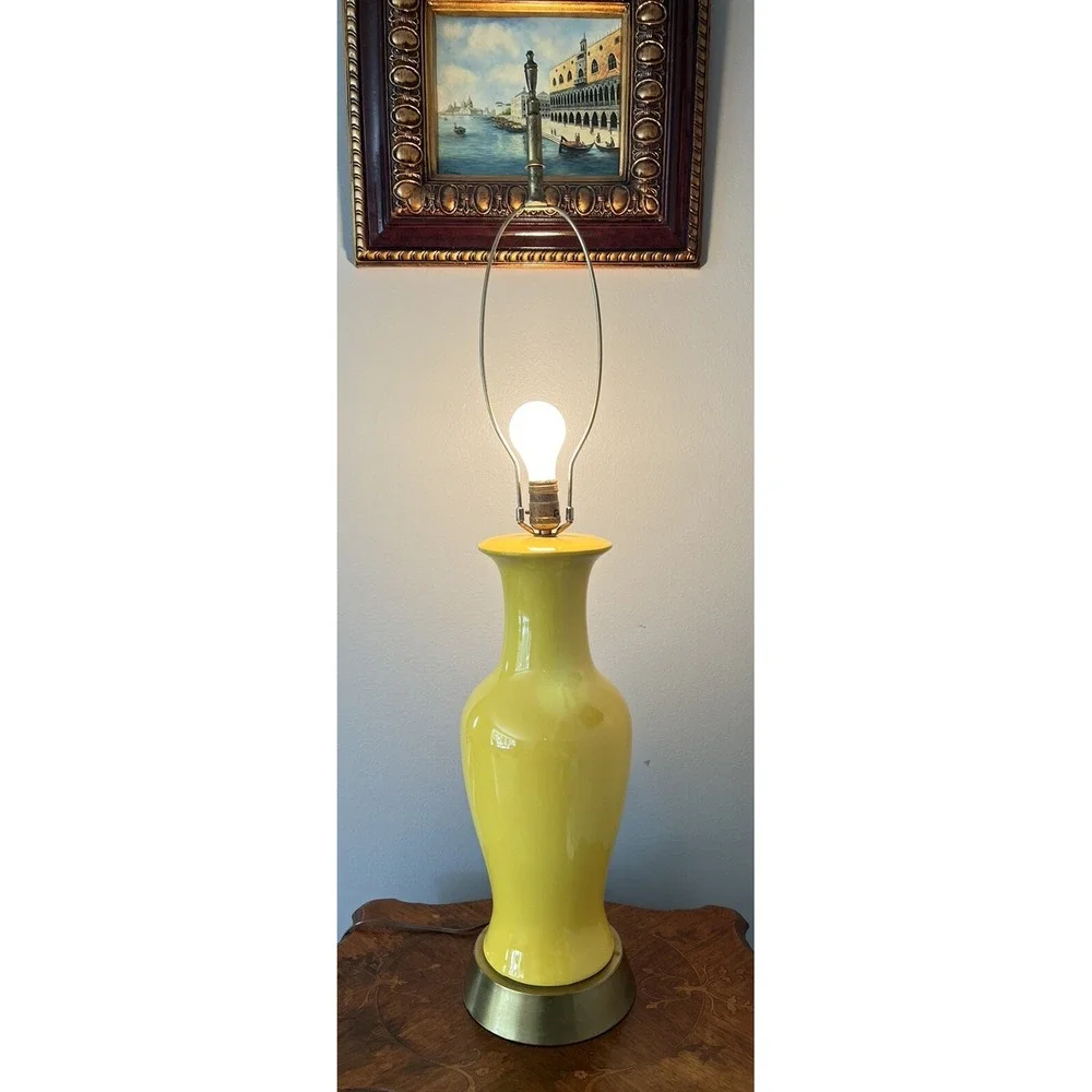 Vintage Mid Century Modern Yellow Pottery Ceramic Table Lamp 40.5